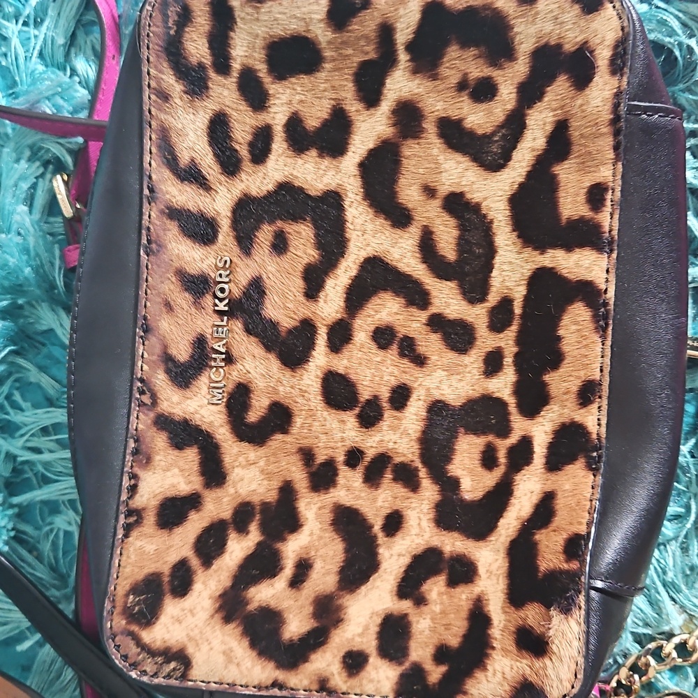 lot bundle of 3 michael kors purses handbags pink leopard tan gold trum - Picture 4 of 4